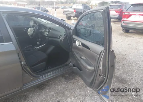 2018 Nissan Sentra Sv z USA, uszkodzony, nr VIN 3N1AB7APXJL657950